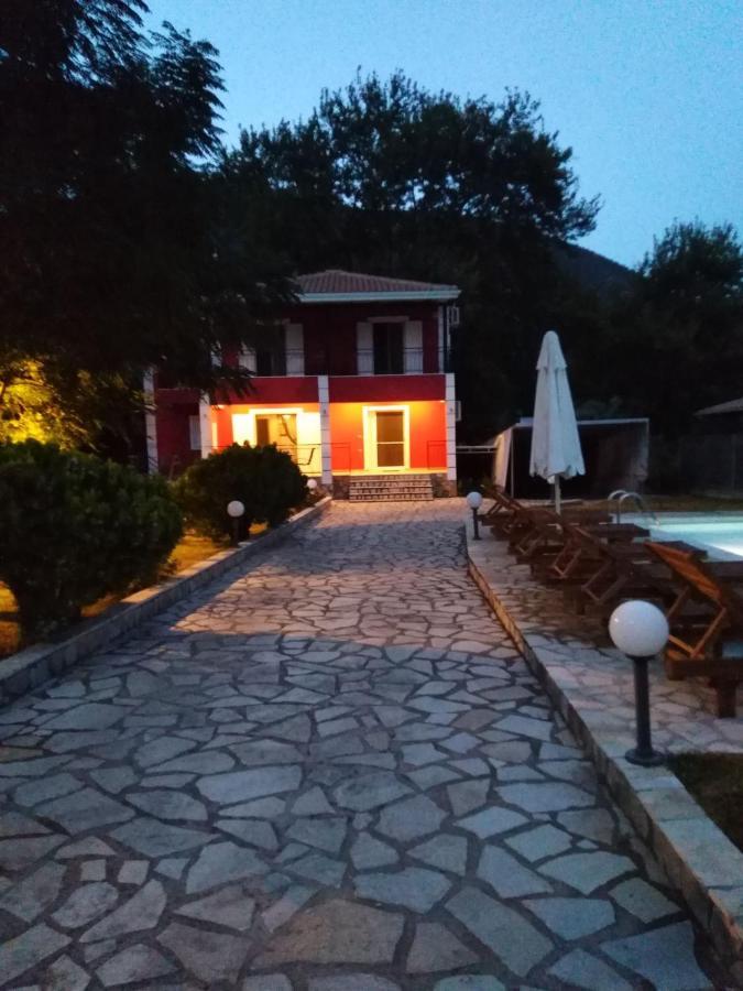 Red Villa Nydri  Exterior photo