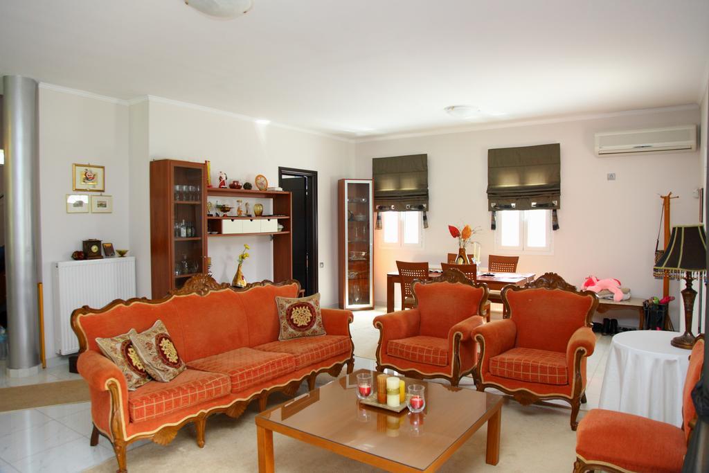 Red Villa Nydri  Exterior photo