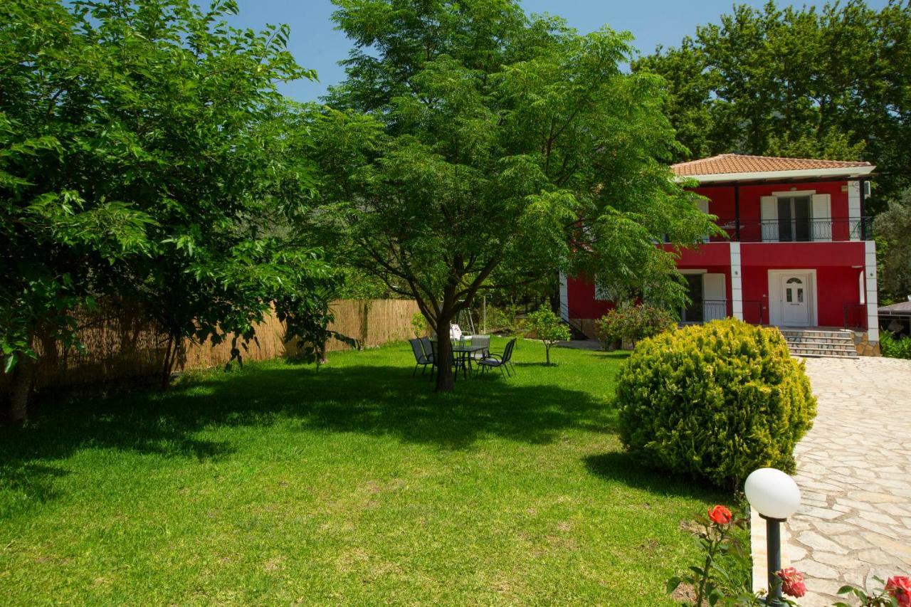 Red Villa Nydri  Exterior photo